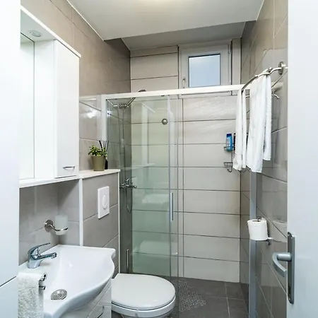 Apartment Fifi